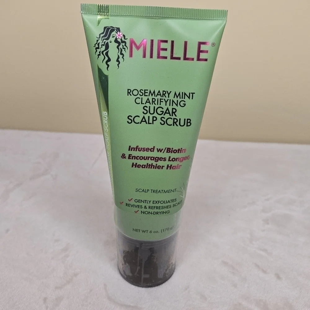 Scalp Scrub Bundle Mielle, Briogeo, Common Care